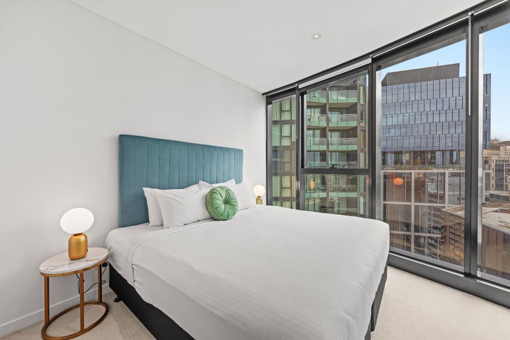 Brisbane Skytower Apartments by CLLIX